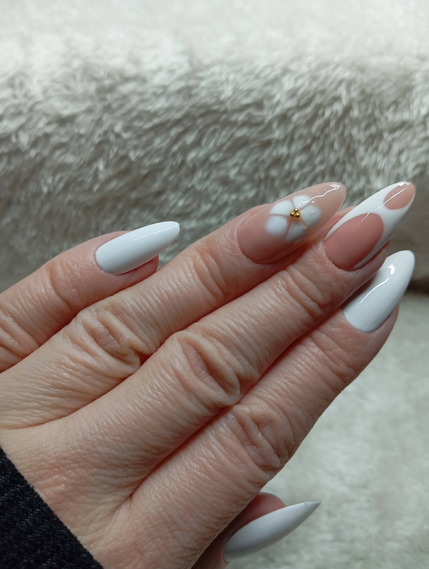 Kit Press-on Nails Blanc Marguerite Dorée