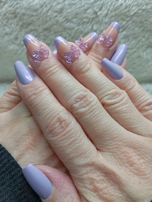 Kit Press-on Nails Lilas Papillons Holographiques