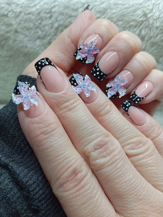 Kit Press-on Nails Papillons Holographiques Pois Noirs