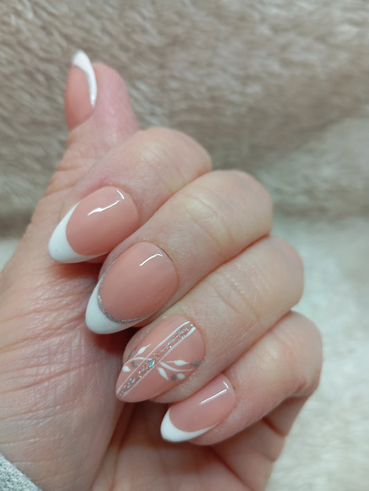 Press on Nails French Étoilée Amande Courte | Faux Ongles Fait Main French Manucure Étoilée – Claé&Co