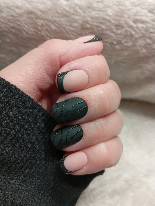 Press on Nails Midnight Nude Carré Court | Faux Ongles Fait Main Élégance Graphique – Claé&Co